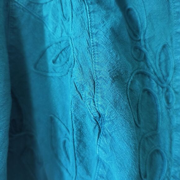 Soft Surroundings Tunic Blouse Size 1X Green Embroidered Floral Button up Boho - Picture 6 of 16